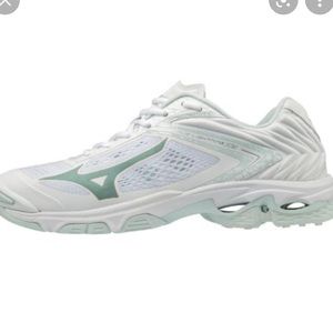 Mizuno Wave Lightening Z5 Volleyball Shoes